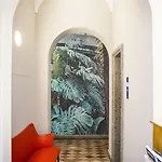 G-rough, Rome, A Member Of Design Roma