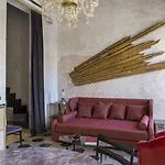 G-rough, Rome, A Member Of Design Konukevi