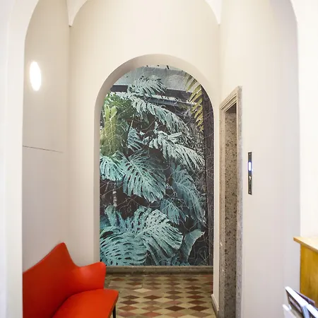 G-rough, Rome, A Member Of Design Roma