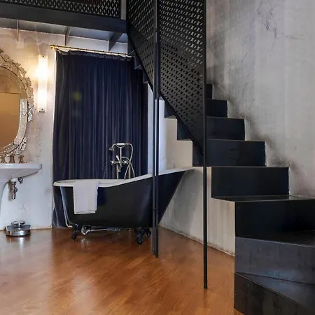 G-rough, Rome, A Member Of Design Casa de hóspedes