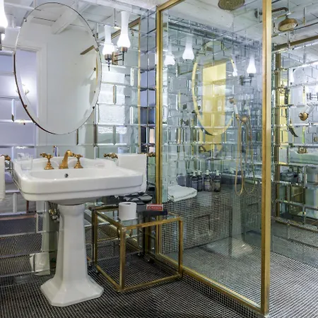 G-rough, Rome, A Member Of Design Casa de hóspedes