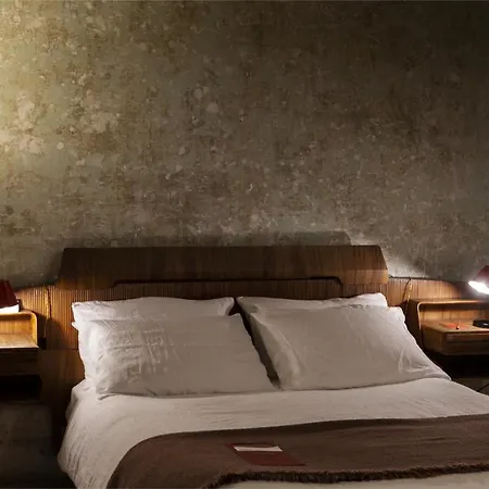 G-rough, Rome, A Member Of Design