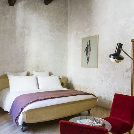 G-rough, Rome, A Member Of Design Guest house Rome