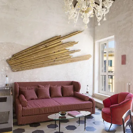 G-rough, Rome, A Member Of Design Guest house Rome