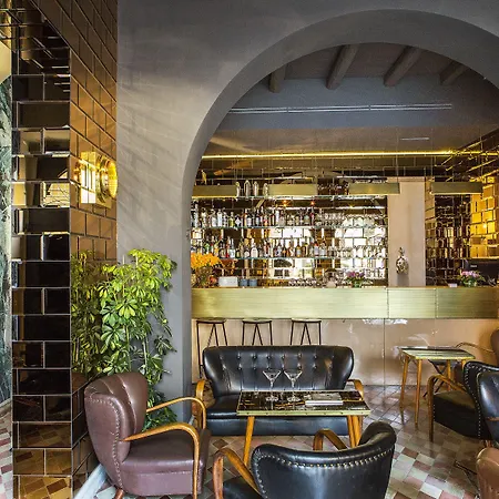 G-rough, Rome, A Member Of Design 4* Rome