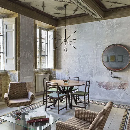 ゲストハウス Navona Luxury Suites Rome Pasquino 4*